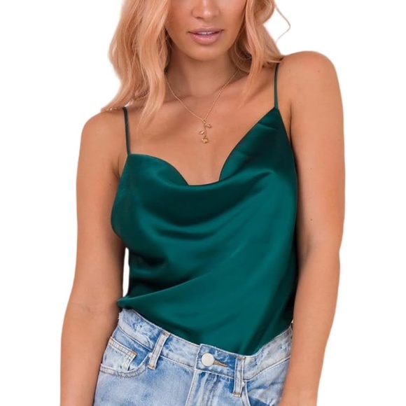 Green Floral Beaded Sequin Embellished V-Neck Spaghetti Strap Tank Top